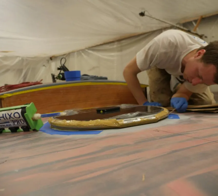 Restoring Vela: Episode 9 – Hatches and House Sides