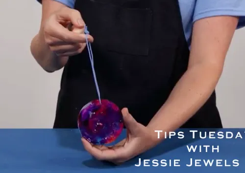 Creating an Epoxy Resin Petri Dish with Jessie Jewels Art