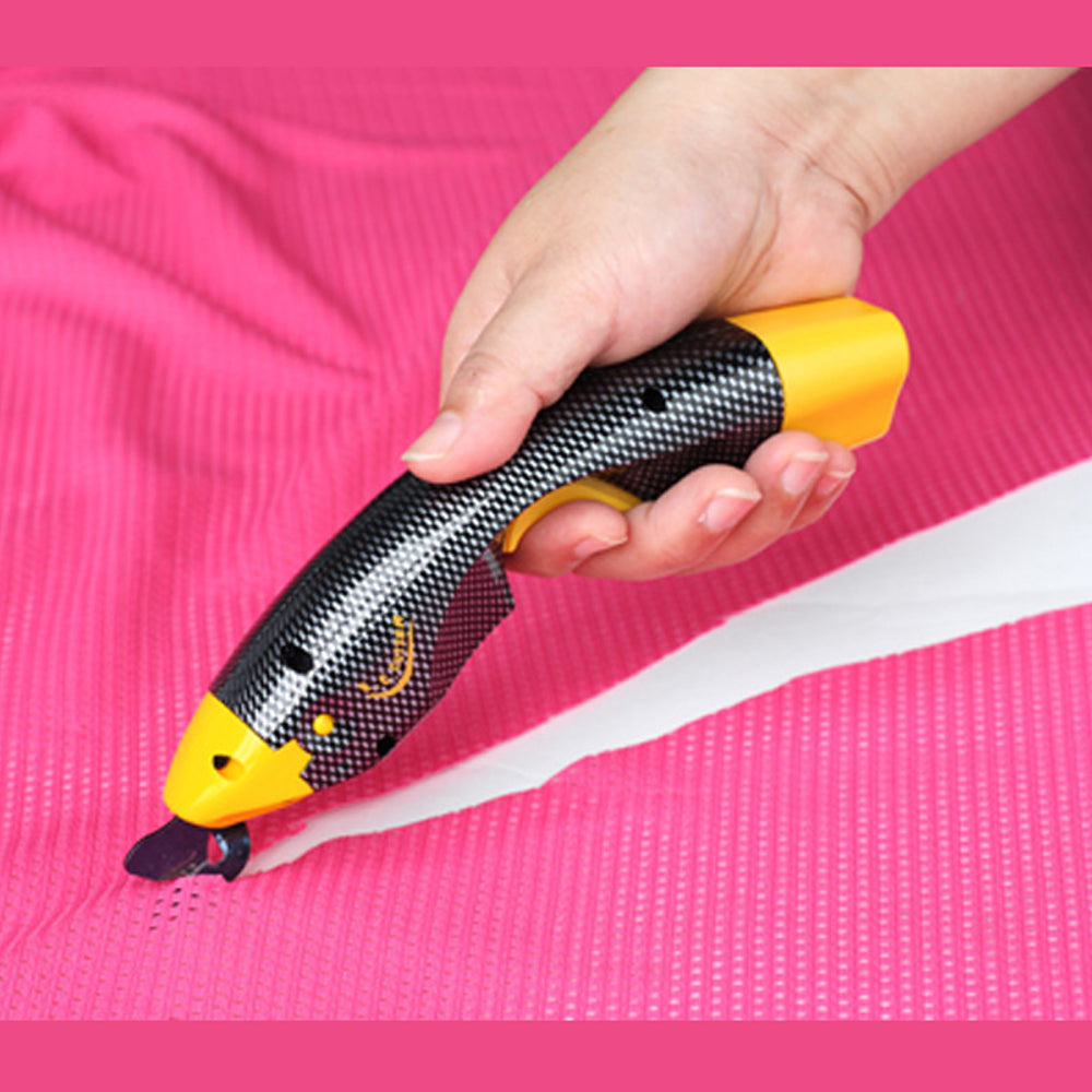 Electric Cordless Scissors cutting cloth