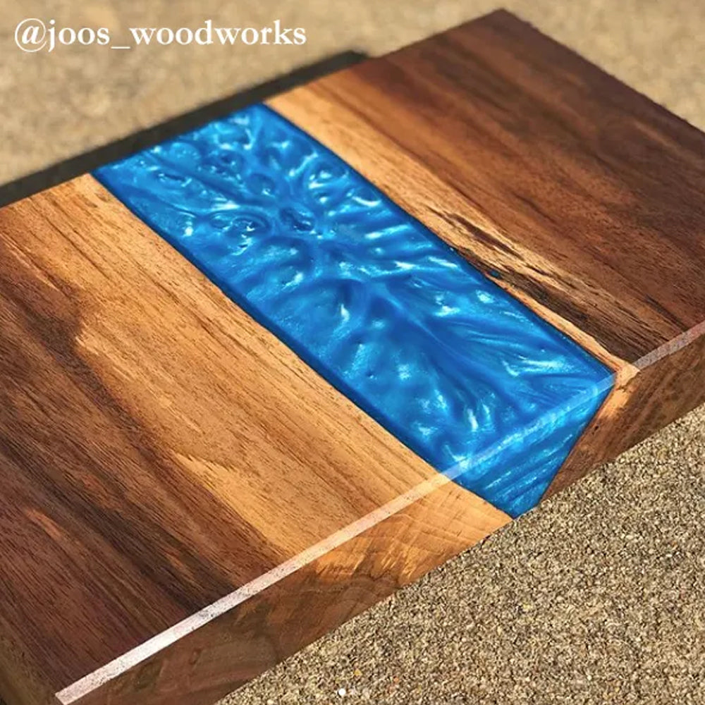TotalBoat Epoxy River Table Project Kit @joos_woodworks epoxy river table top